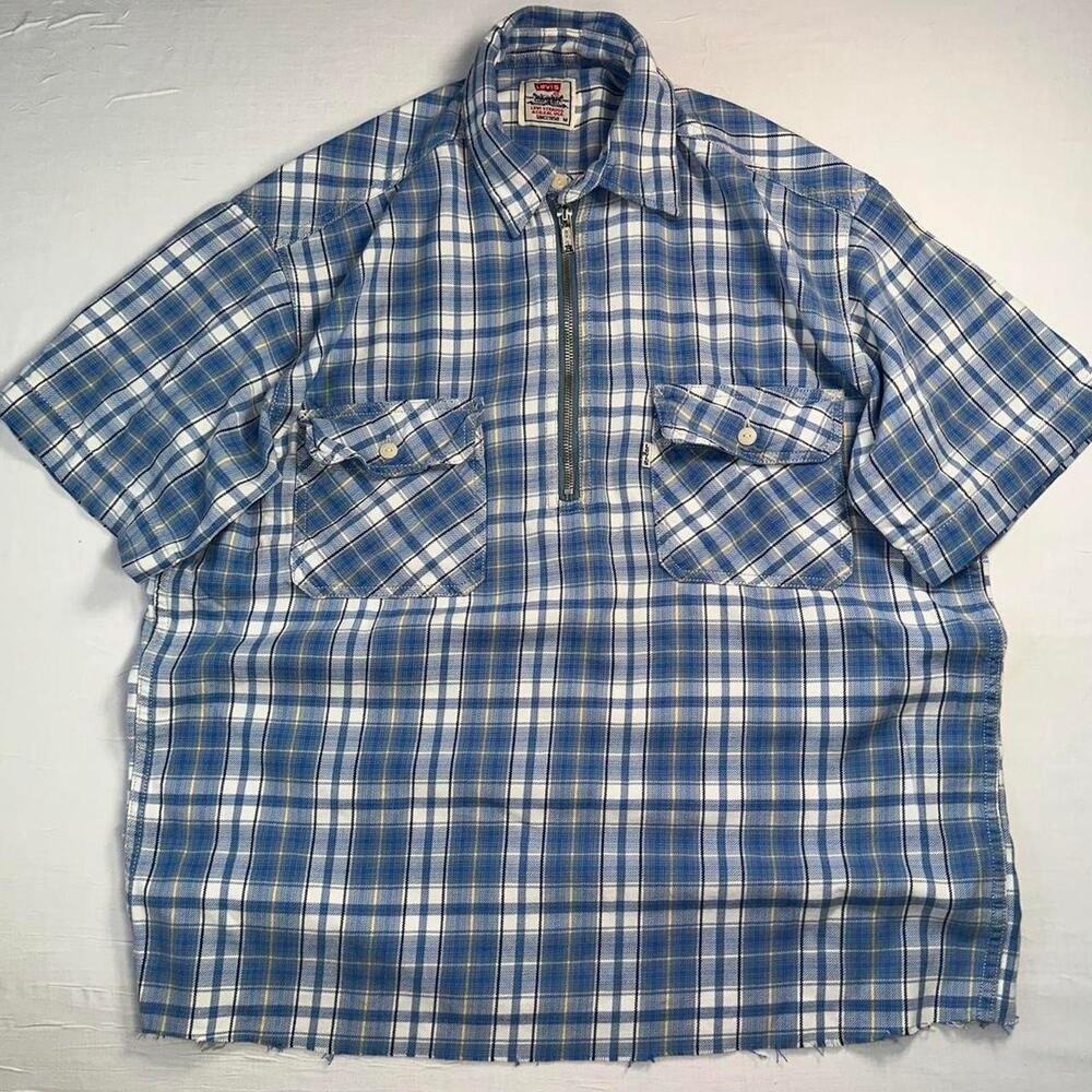 Vintage Levi's Quarter Zip Short Sleeve Shirt with Crop, M